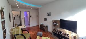 Image 13 - 877711