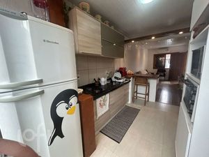 Image 4 - 877712