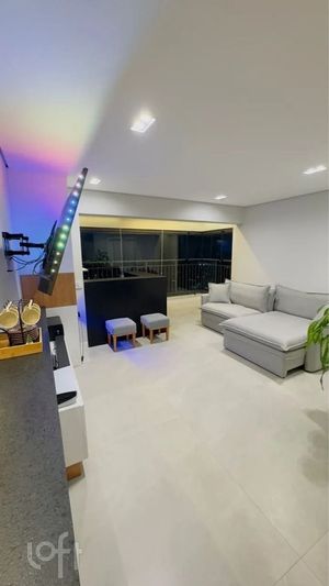 Image 17 - 877714