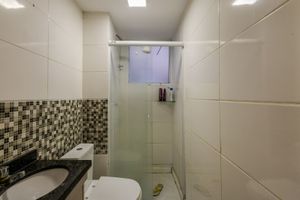 Image 8 - 877715
