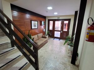 Image 36 - 877717