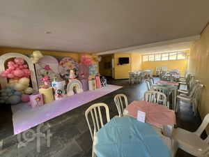 Image 9 - 877718