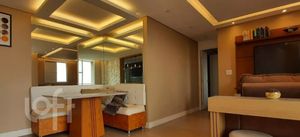 Image 4 - 877723