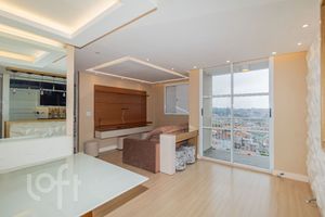 Image 31 - 877723
