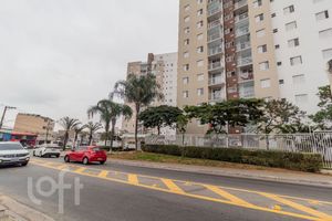 Image 29 - 877723