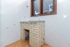 Image 33 - 877733