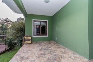 Image 35 - 877733