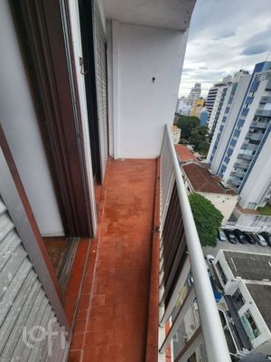 Image 13 - 877741