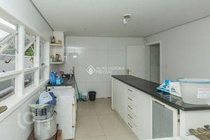 Image 20 - 877765
