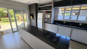Image 7 - 877766