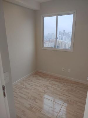 Image 4 - 877776