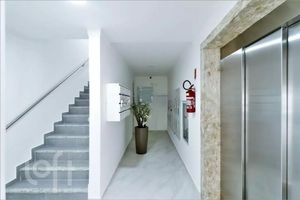 Image 14 - 877788