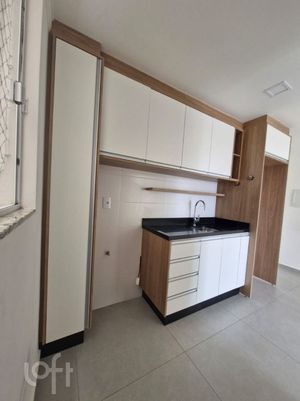 Image 7 - 877788