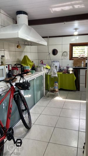 Image 9 - 877838