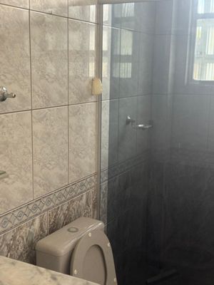 Image 1 - 877842