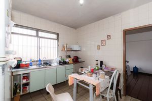 Image 28 - 877843