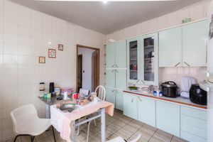 Image 30 - 877843