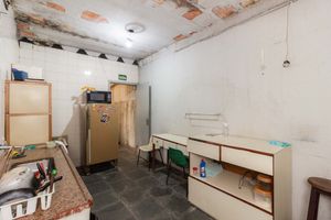 Image 35 - 877843