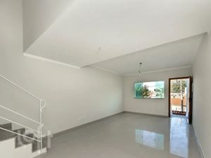Image 28 - 877875