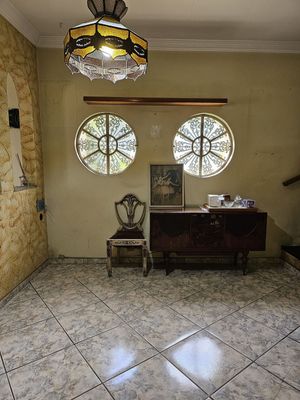 Image 27 - 877878