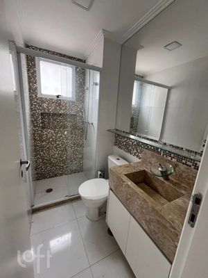 Image 10 - 877879
