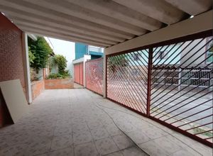 Image 9 - 877882