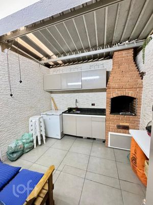 Image 4 - 877885