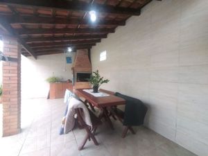 Image 12 - 877892