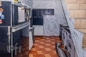 Image 13 - 877896