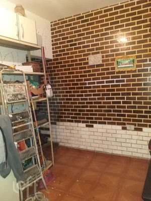 Image 1 - 877896