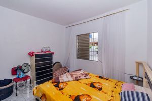 Image 19 - 877896