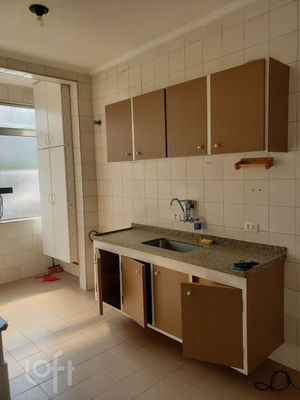 Image 1 - 877898