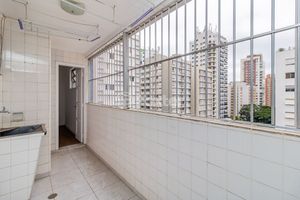 Image 26 - 877902
