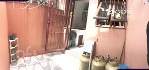 Image 10 - 877903