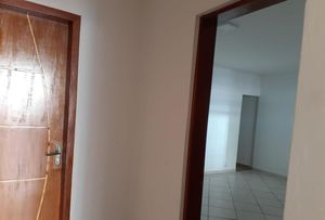 Image 2 - 877997