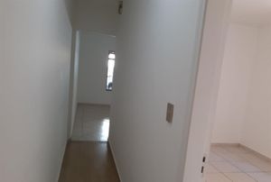 Image 7 - 877997