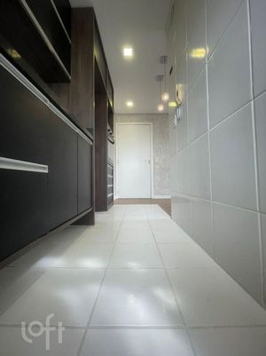 Image 17 - 878034