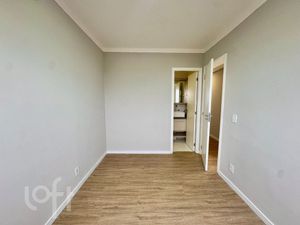 Image 19 - 878034