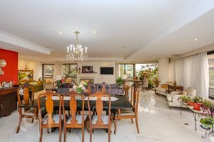 Image 11 - 878042