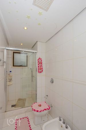 Image 52 - 878042