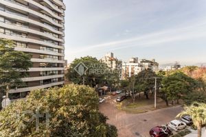 Image 42 - 878042