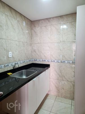 Image 11 - 878043