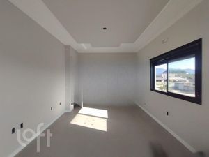 Image 11 - 878050