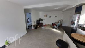 Image 13 - 878053