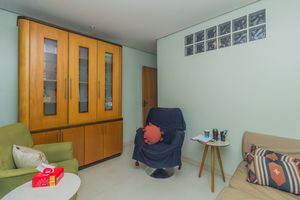 Image 8 - 878073