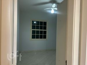 Image 8 - 878088