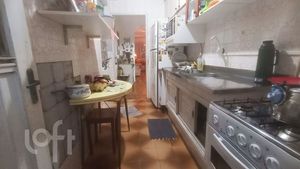 Image 8 - 878090