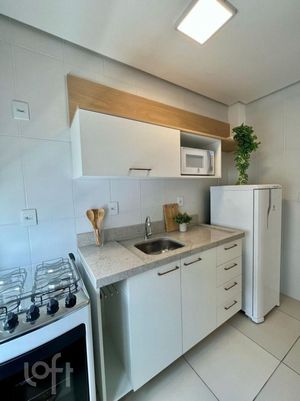 Image 7 - 878094