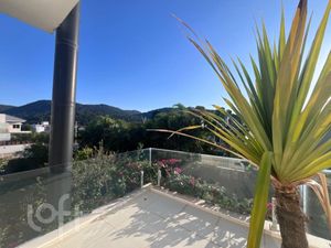 Image 8 - 878100