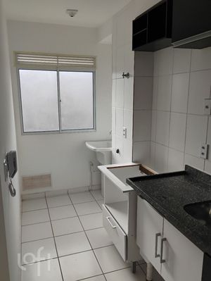 Image 4 - 878102